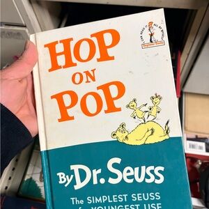 Dr. Seuss Beginner Books Hop on Pop